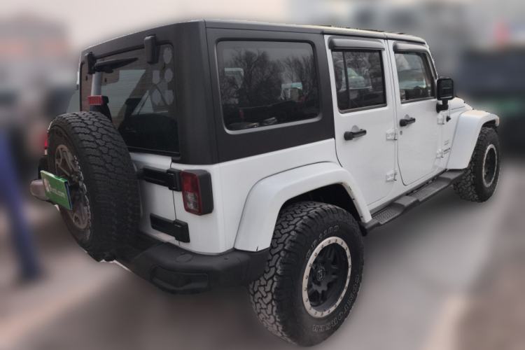 Used Jeep Wrangler 2015 3.0L Sahara Four-Door Edition Rear Right 45 Deg