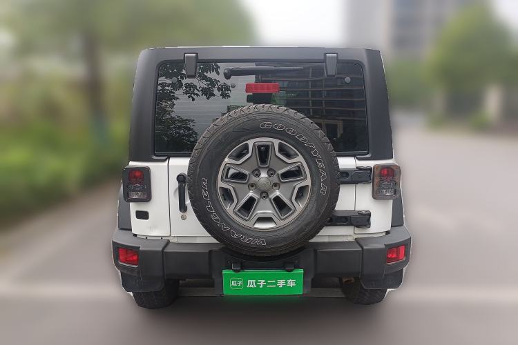 Used Jeep Wrangler 2015 3.6L Rubicon Four-Door Comfort Edition Rear