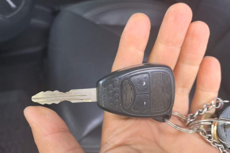 Used Jeep Wrangler 2015 3.0L Sahara Four-Door Comfort Edition Vehicle Key