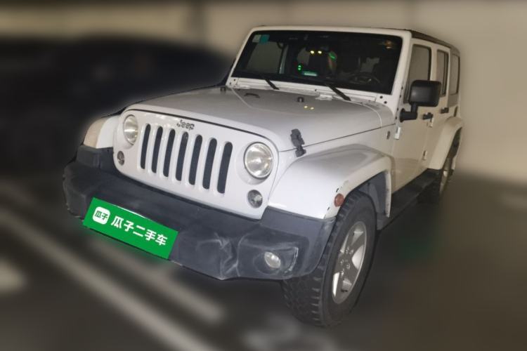 Ojetý Jeep Wrangler 2015 2.8TD Sahara Four-Door Comfort Edition Guazi used car, China used car export, Used car for sale, Used  cars, Cheapest cars for sale