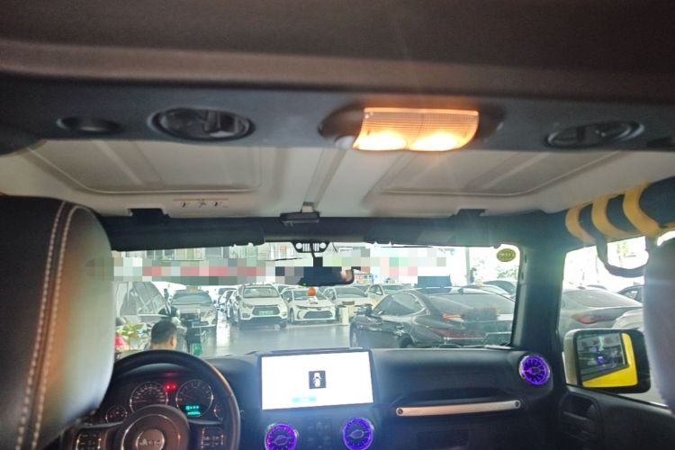 Used Jeep Wrangler 2015 3.0L Sahara Four-Door Edition Headliner