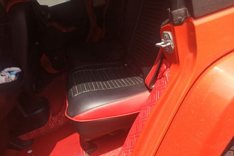 Used Jeep Wrangler 2015 2.8TD Sahara Four-Door Comfort Edition Left Rear Seat