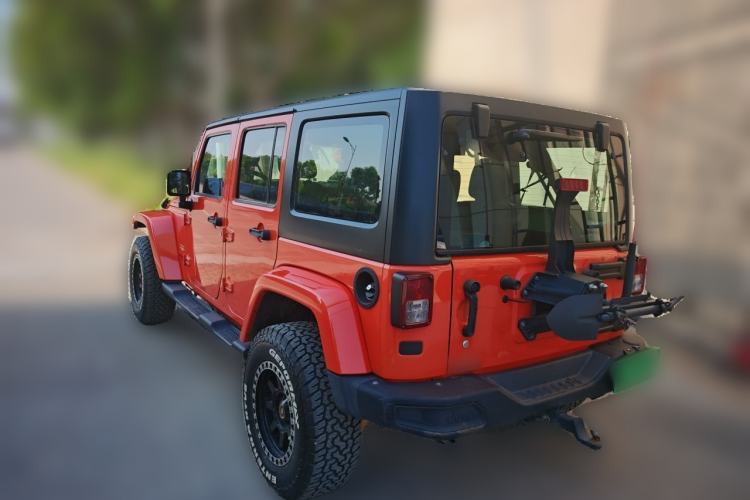 Used Jeep Wrangler 2015 2.8TD Sahara Four-Door Edition Rear Left 45 Deg