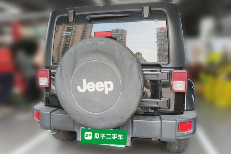 Used Jeep Wrangler 2016 3.0L Sahara 75th Anniversary Edition Rear