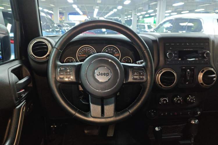 Used Jeep Wrangler 2016 3.0L Sahara 75th Anniversary Edition Steering Wheel