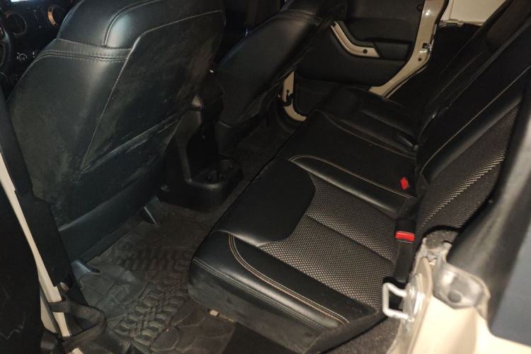 Used Jeep Wrangler 2016 3.0L Sahara 75th Anniversary Edition Left Rear Seat