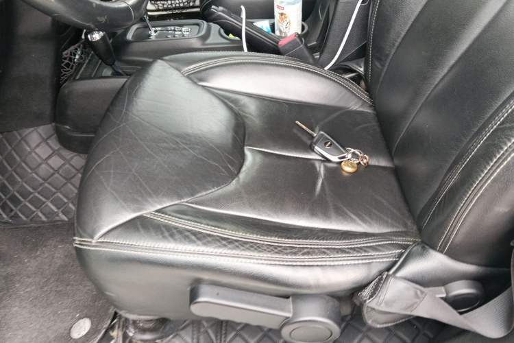 Used Jeep Wrangler 2016 3.0L Sahara 75th Anniversary Edition Left Front Seat