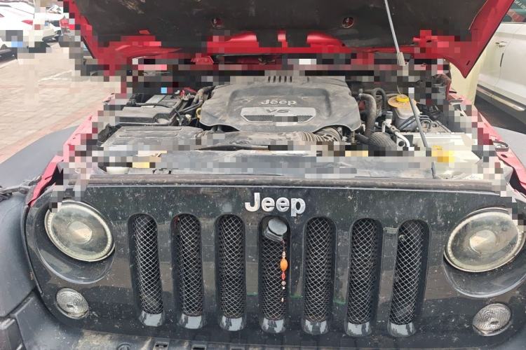 Used Jeep Wrangler 2017 3.6L Rubicon Four-Door Comfort Edition Engine Bay