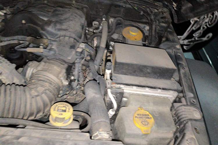 Used Jeep Wrangler 2017 3.0L Sahara Four-Door Comfort Edition Engine Bay Left