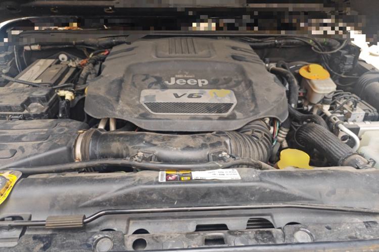 Used Jeep Wrangler 2017 3.6L Rubicon Four-Door Comfort Edition Engine Bay