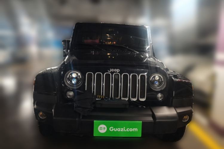Used Jeep Wrangler 2017 3.0L Sahara Four-Door Comfort Edition Front