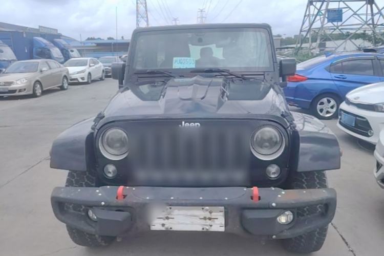 Used Jeep Wrangler 2017 3.0L Sahara Four-Door Comfort Edition Front