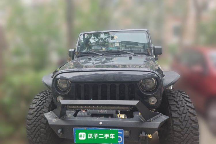 Used Jeep Wrangler 2017 3.0L Sahara Four-Door Comfort Edition Front