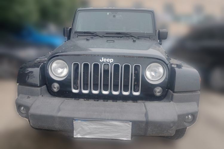 Used Jeep Wrangler 2017 3.0L Sahara Four-Door Comfort Edition Front