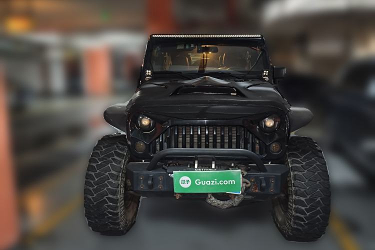 Used Jeep Wrangler 2017 3.0L Sahara Four-Door Comfort Edition Front