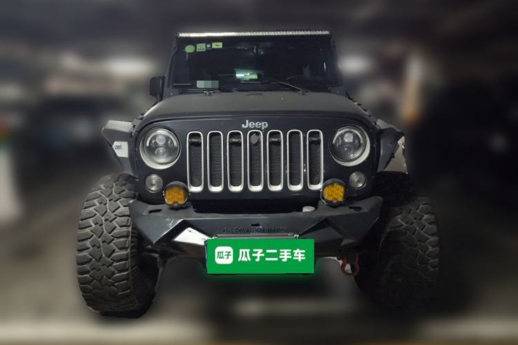 Used Jeep Wrangler 2017 3.0L Sahara Four-Door Comfort Edition Front