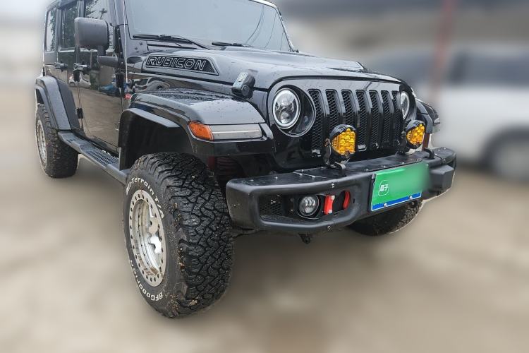 Used Jeep Wrangler 2017 3.0L Sahara Four-Door Comfort Edition Front Right 45 Deg