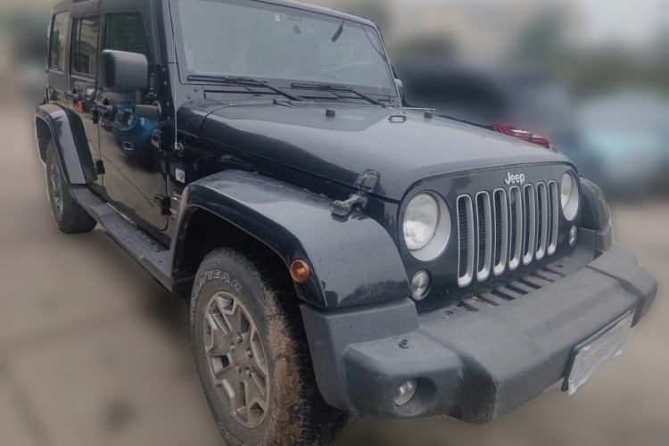 Used Jeep Wrangler 2017 3.0L Sahara Four-Door Comfort Edition Front Right 45 Deg