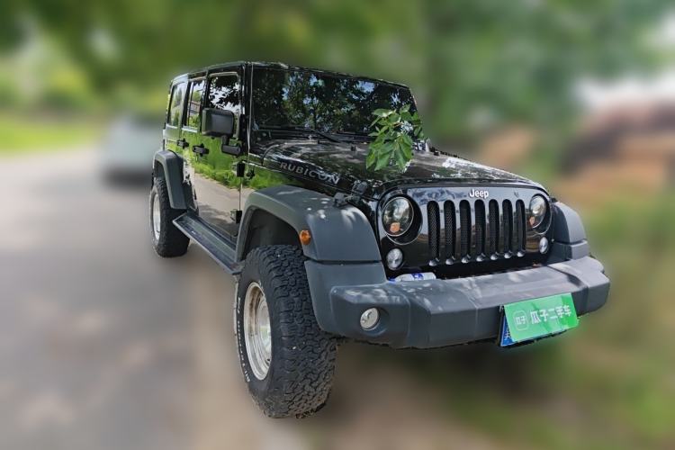 Used Jeep Wrangler 2017 3.6L Rubicon Four-Door Comfort Edition Front Right 45 Deg