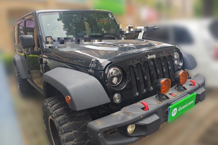 Used Jeep Wrangler 2017 3.6L Rubicon Four-Door Comfort Edition Front Right 45 Deg