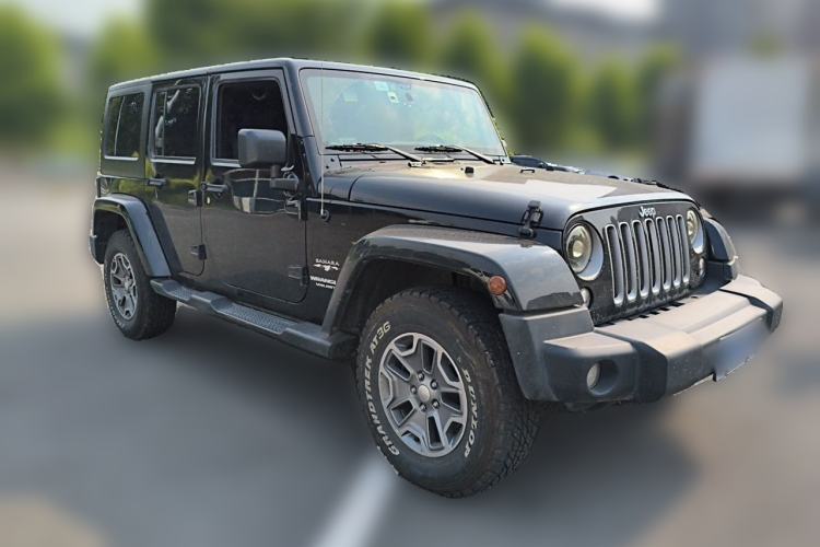 Used Jeep Wrangler 2017 3.0L Sahara Four-Door Comfort Edition Front Right 45 Deg