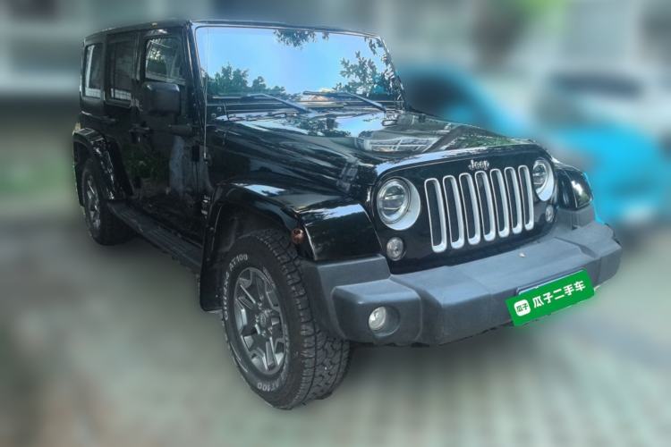 Used Jeep Wrangler 2017 3.0L Sahara Four-Door Comfort Edition Front Right 45 Deg