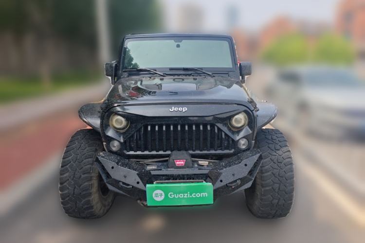 Used Jeep Wrangler 2017 3.6L Rubicon Four-Door Comfort Edition Front