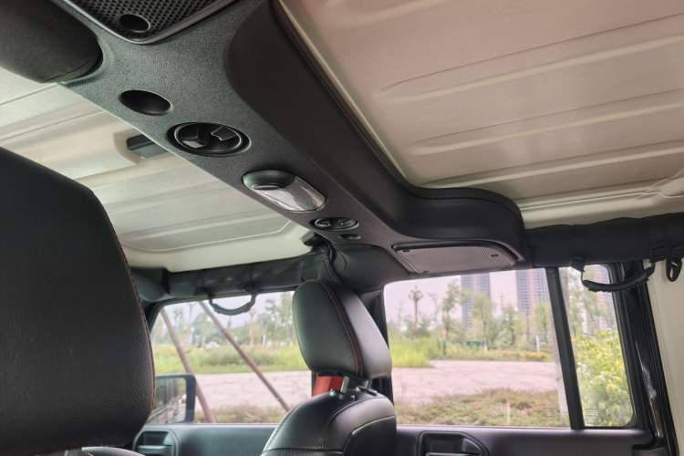 Used Jeep Wrangler 2017 3.6L Rubicon Recon 10th Anniversary Limited Collector's Edition Headliner