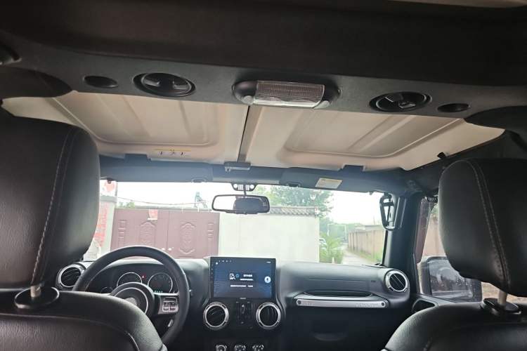 Used Jeep Wrangler 2017 3.0L Sahara Four-Door Comfort Edition Headliner