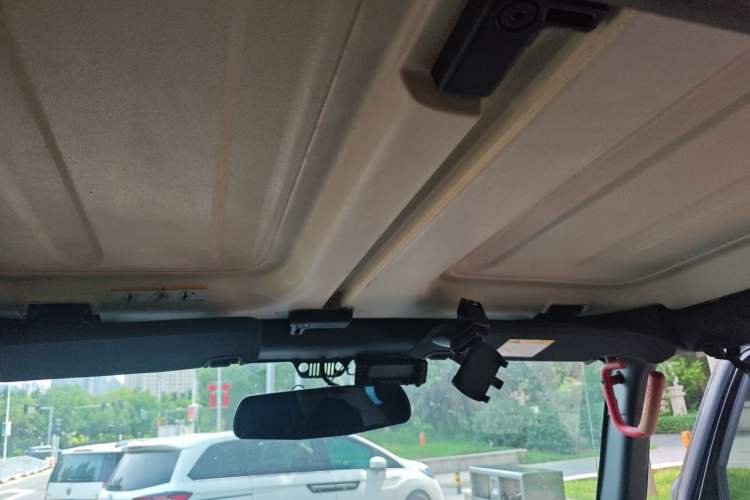 Used Jeep Wrangler 2017 3.6L Rubicon Four-Door Comfort Edition Headliner