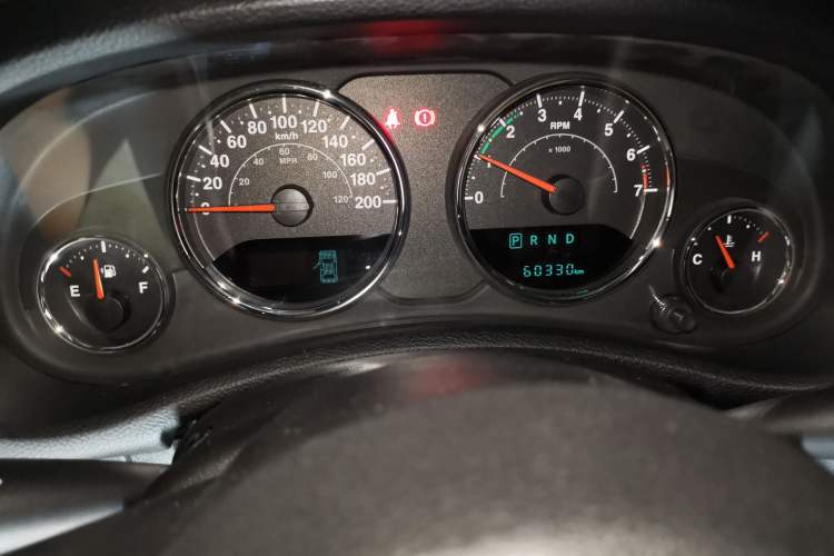 Used Jeep Wrangler 2017 3.0L Sahara Four-Door Comfort Edition Instrument Cluster