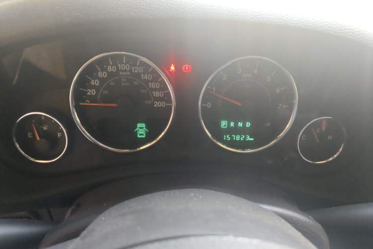 Used Jeep Wrangler 2017 3.6L Rubicon Four-Door Comfort Edition Instrument Cluster