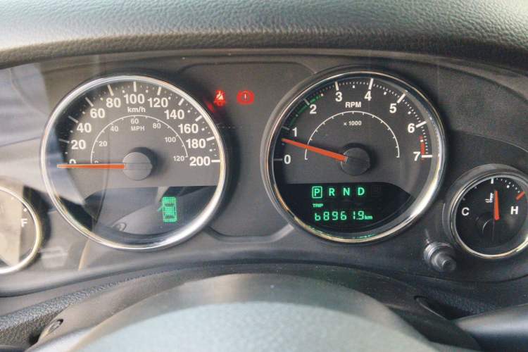 Used Jeep Wrangler 2017 3.6L Rubicon Four-Door Comfort Edition Instrument Cluster