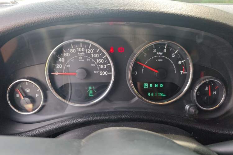 Used Jeep Wrangler 2017 3.6L Rubicon Four-Door Comfort Edition Instrument Cluster