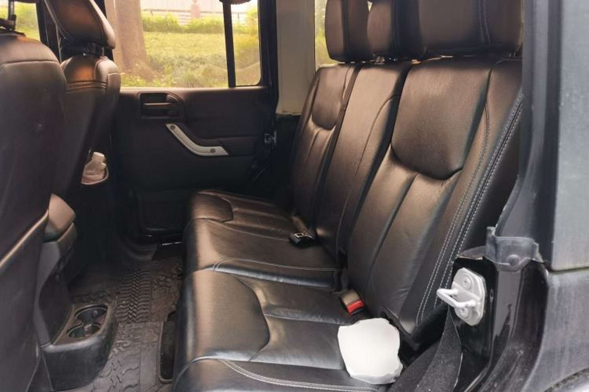 Used Jeep Wrangler 2017 3.0L Sahara Four-Door Comfort Edition Left Rear Seat