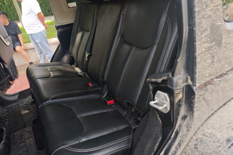 Used Jeep Wrangler 2017 3.6L Rubicon Four-Door Comfort Edition Left Rear Seat