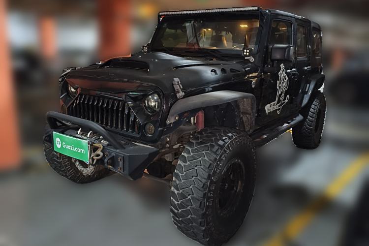 Used Jeep Wrangler 2017 3.0L Sahara Four-Door Comfort Edition Guazi used car, China used car export, Used car for sale, Used  cars, Cheapest cars for sale