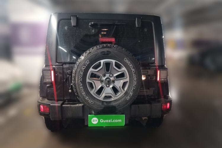 Used Jeep Wrangler 2017 3.0L Sahara Four-Door Comfort Edition Rear