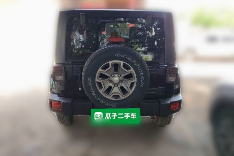 Used Jeep Wrangler 2017 3.0L Sahara Four-Door Comfort Edition Rear