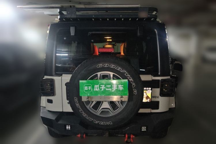 Used Jeep Wrangler 2017 3.0L Sahara Four-Door Comfort Edition Rear