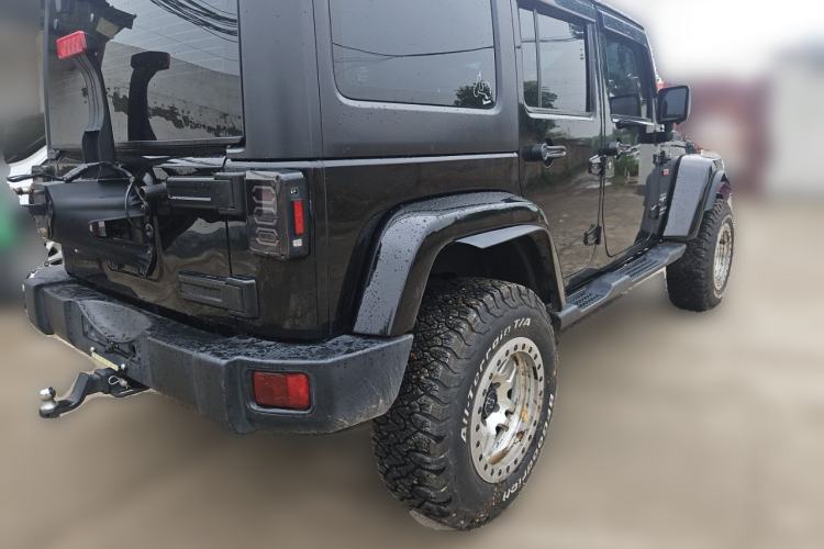 Used Jeep Wrangler 2017 3.0L Sahara Four-Door Comfort Edition Rear Right 45 Deg