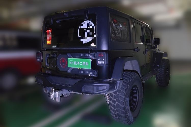 Used Jeep Wrangler 2017 3.6L Rubicon Four-Door Comfort Edition Rear Right 45 Deg
