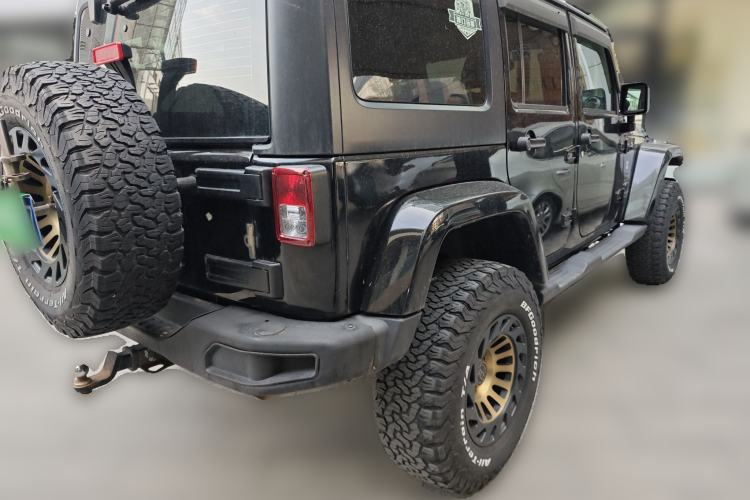 Used Jeep Wrangler 2017 3.0L Sahara Four-Door Comfort Edition Rear Right 45 Deg