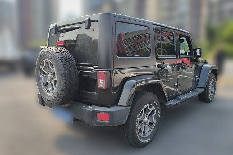 Used Jeep Wrangler 2017 3.0L Sahara Four-Door Comfort Edition Rear Right 45 Deg