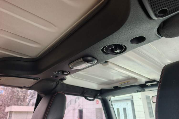 Used Jeep Wrangler 2017 3.6L Rubicon Recon 10th Anniversary Limited Collector's Edition Roof