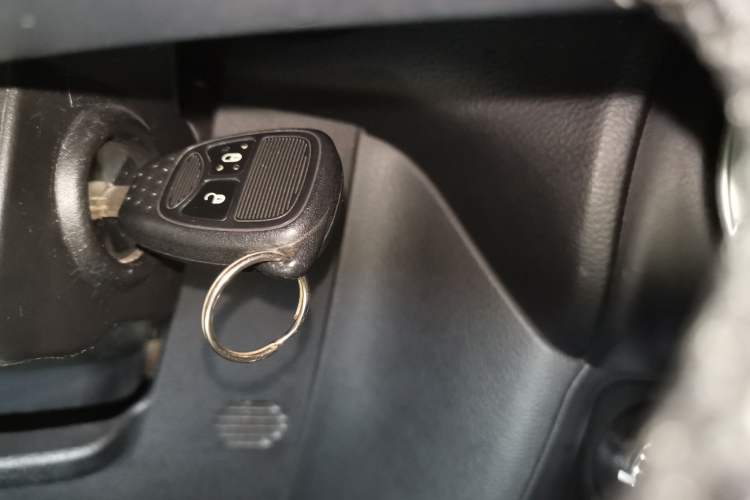 Used Jeep Wrangler 2017 3.0L Sahara Four-Door Comfort Edition Vehicle Key
