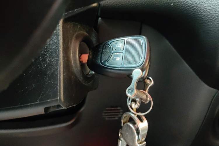 Used Jeep Wrangler 2017 3.0L Sahara Four-Door Comfort Edition Vehicle Key