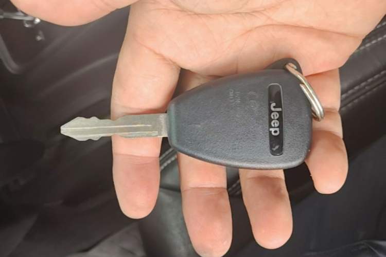 Used Jeep Wrangler 2017 3.0L Sahara Four-Door Comfort Edition Vehicle Key