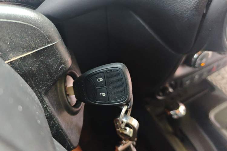 Used Jeep Wrangler 2017 3.6L Rubicon Four-Door Comfort Edition Vehicle Key