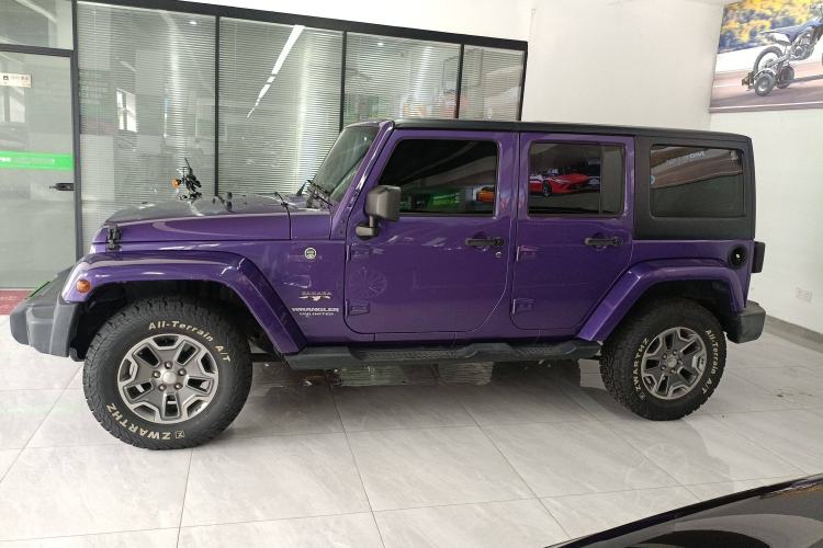 Used Jeep Wrangler 2017 3.0L Sahara Four-Door Comfort Edition Left Side